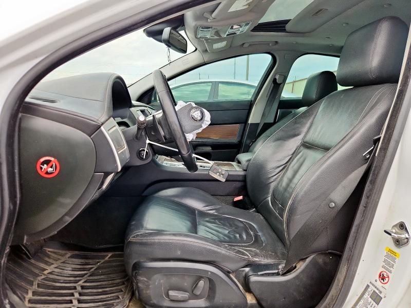 Photo 7 from auction – 2014 JAGUAR XF with VIN SAJWA0ESXEPU21810