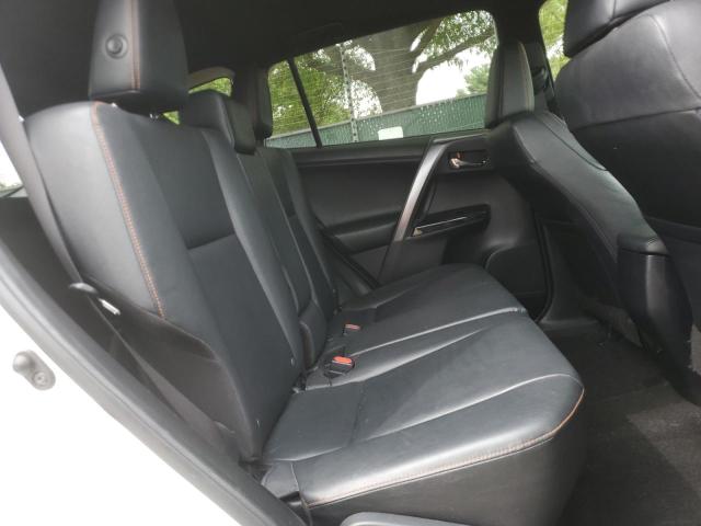 Photo 11 from auction – 2016 TOYOTA RAV4 SE with VIN JTMNFREV8GJ066622