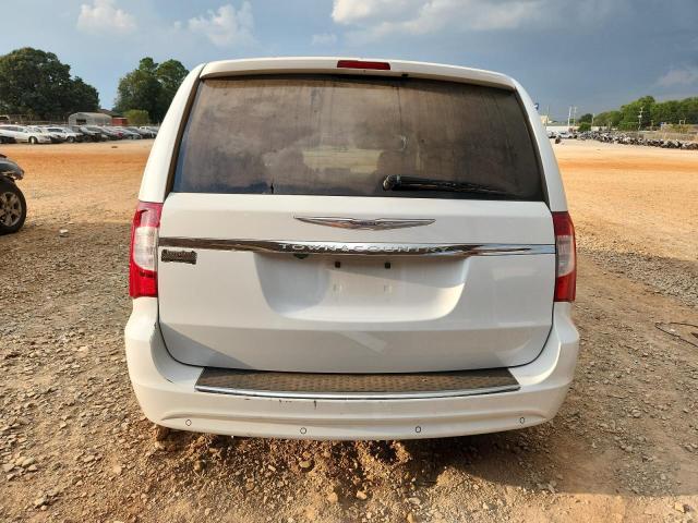 Photo 6 from auction – 2013 CHRYSLER TOWN & COU with VIN 2C4RC1CG7DR815904