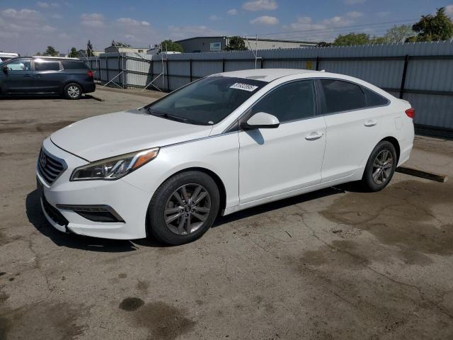 HYUNDAI SONATA SE 2015 with VIN 5NPE24AF3FH164512 - Photo from auction