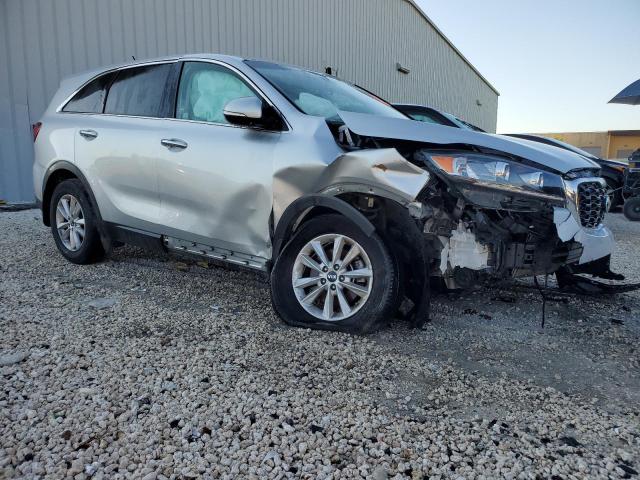 Photo 4 from auction – 2019 KIA SORENTO L with VIN 5XYPG4A37KG577602