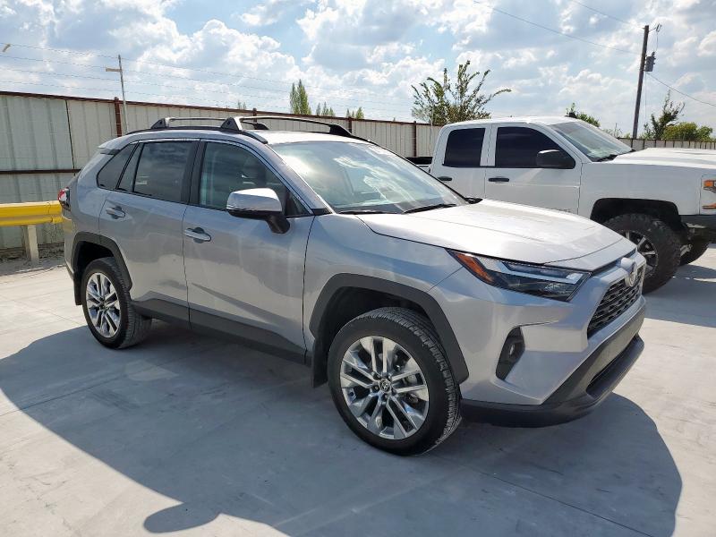 Photo 4 from auction – 2024 TOYOTA RAV4 XLE P with VIN 2T3C1RFV3RC288656