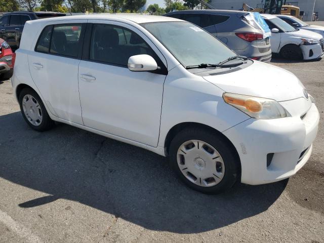 Photo 4 from auction – 2008 TOYOTA SCION XD with VIN JTKKU10418J005776