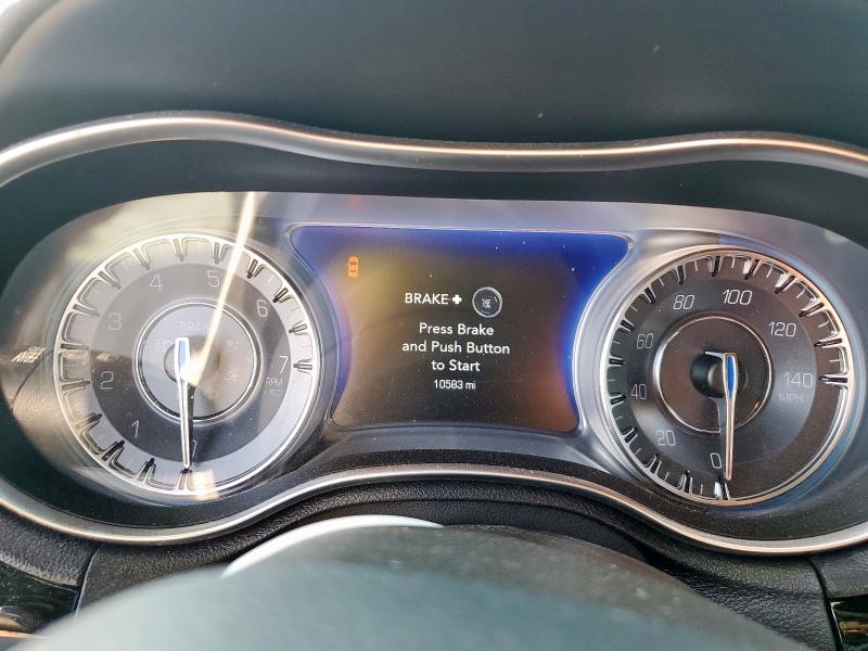 Photo 9 from auction – 2021 CHRYSLER 300 S with VIN 2C3CCABG1MH685426