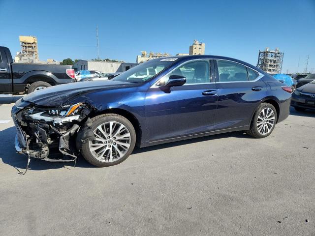 LEXUS ES 250 BAS 2021 with VIN 58AD11D16MU008002 - Photo from auction