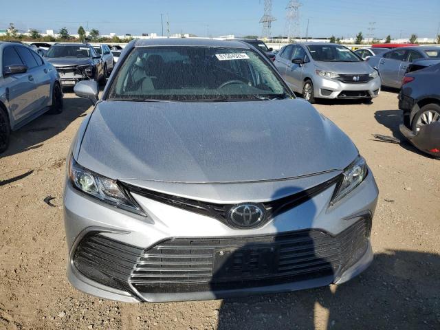 Photo 5 from auction – 2022 TOYOTA CAMRY LE with VIN 4T1C11AK2NU707161
