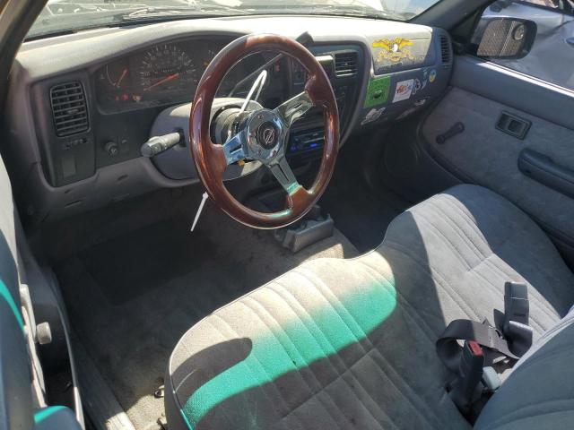 Photo 8 from auction – 2000 TOYOTA TACOMA with VIN 4TANL42N6YZ657479