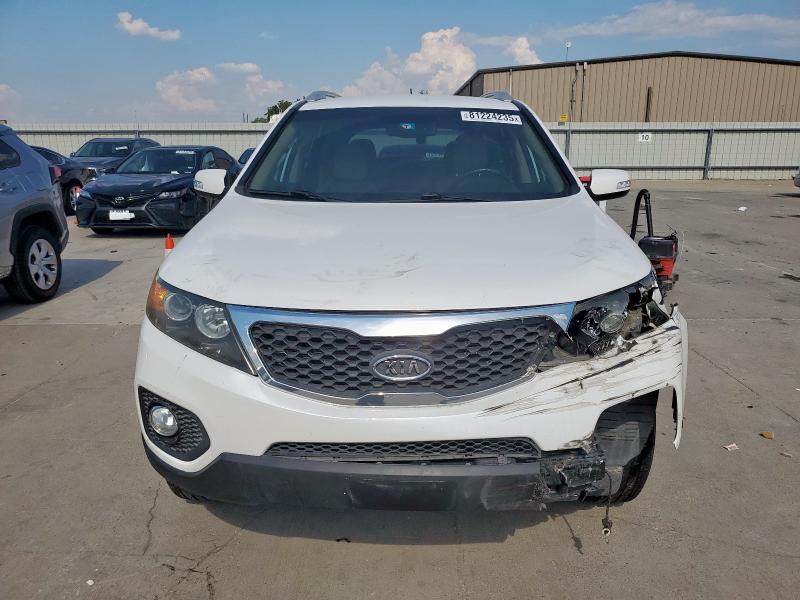 Photo 5 from auction – 2011 KIA SORENTO EX with VIN 5XYKU4A11BG054982