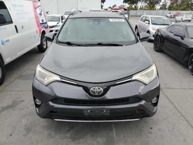 Photo 5 from auction – 2017 TOYOTA RAV4 XLE with VIN JTMRFREV3HJ106785