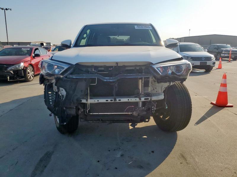 Photo 5 from auction – 2016 TOYOTA 4RUNNER SR with VIN JTEZU5JR0G5125899