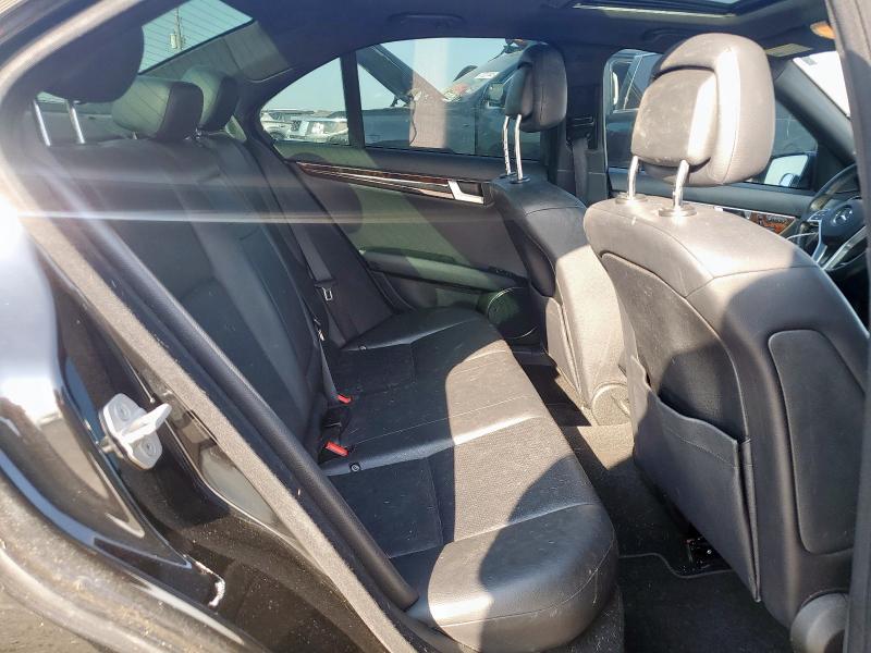 Photo 10 from auction – 2012 MERCEDES-BENZ C 250 with VIN WDDGF4HB4CR221908