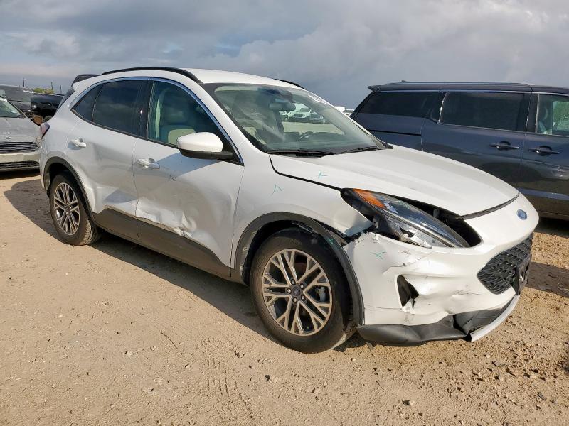 Photo 4 from auction – 2020 FORD ESCAPE SEL with VIN 1FMCU0H66LUA31630