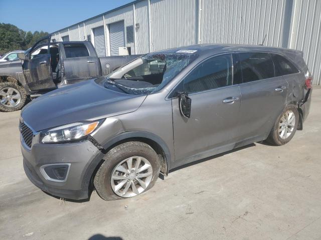 KIA SORENTO LX 2018 with VIN 5XYPG4A34JG406563 - Photo from auction