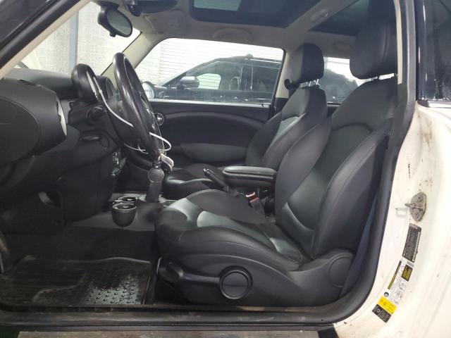 Photo 7 from auction – 2011 MINI COOPER with VIN WMWSU3C50BT099519