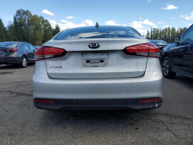 Zdjęcie 6 z aukcji – 2017 KIA FORTE LX z VIN 3KPFL4A78HE132950