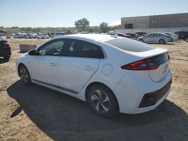 Photo 2 from auction – 2017 HYUNDAI IONIQ SEL with VIN KMHC75LC2HU030256