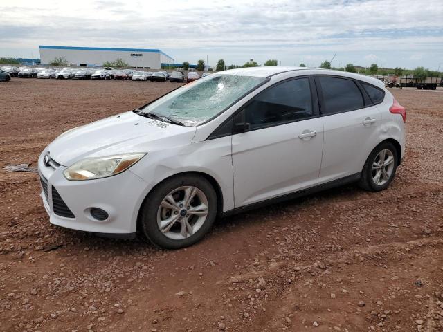 FORD FOCUS SE 2014 مع رقم تعريف المركبة 1FADP3K23EL442490 - صورة من المزاد