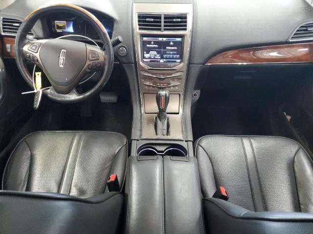 Photo 8 from auction – 2011 LINCOLN MKX with VIN 2LMDJ8JK2BBJ31512