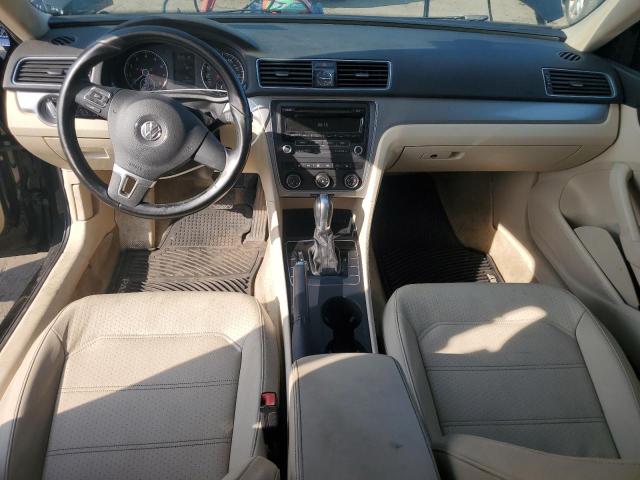 Photo 8 from auction – 2015 VOLKSWAGEN PASSAT S with VIN 1VWAT7A37FC051951