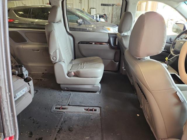 Photo 11 from auction – 2014 KIA SEDONA EX with VIN KNDMH4C70E6555271