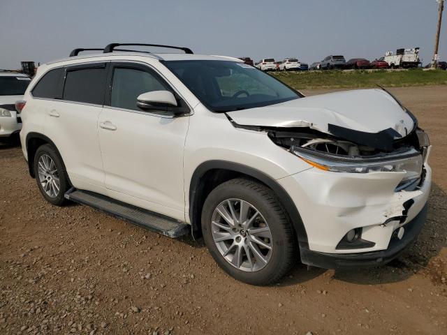 Photo 4 from auction – 2016 TOYOTA HIGHLANDER with VIN 5TDJKRFH1GS240388