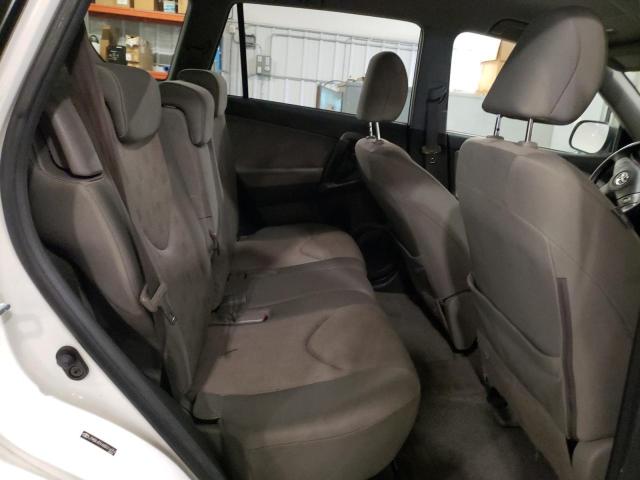 Photo 11 from auction – 2010 TOYOTA RAV4 with VIN JTMBK4DV4AD016051