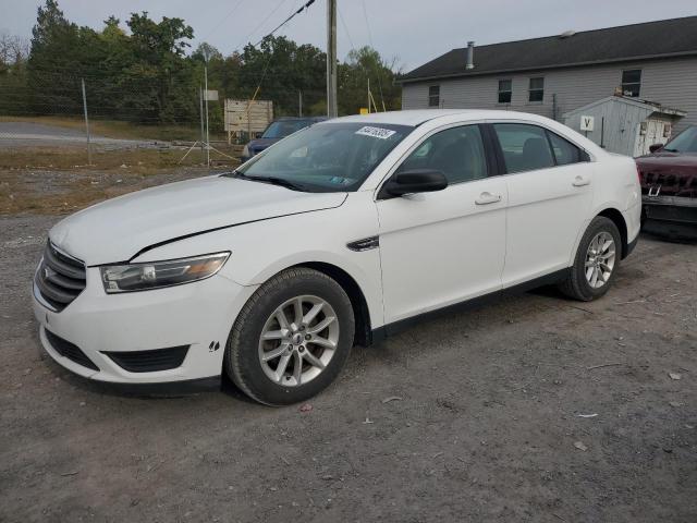 FORD TAURUS SE 2015 with VIN 1FAHP2D86FG120627 - Photo from auction