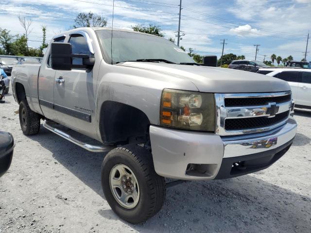 Photo 4 from auction – 2007 CHEVROLET SILVERADO with VIN 1GCEK19087Z520008