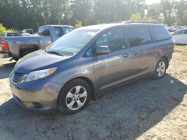 TOYOTA SIENNA LE 2015 with VIN 5TDKK3DCXFS547873 - Photo from auction
