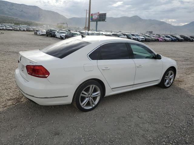 Photo 3 from auction – 2015 VOLKSWAGEN PASSAT SEL with VIN 1VWCV7A3XFC075812