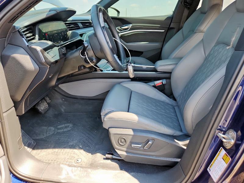 Zdjęcie 7 z aukcji – 2022 AUDI E-TRON S P z VIN WA1VCBGE2NB023876
