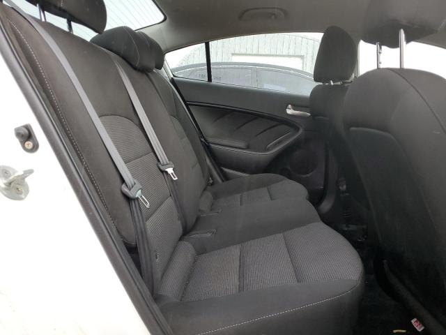 Photo 10 from auction – 2017 KIA FORTE LX with VIN 3KPFK4A71HE074246