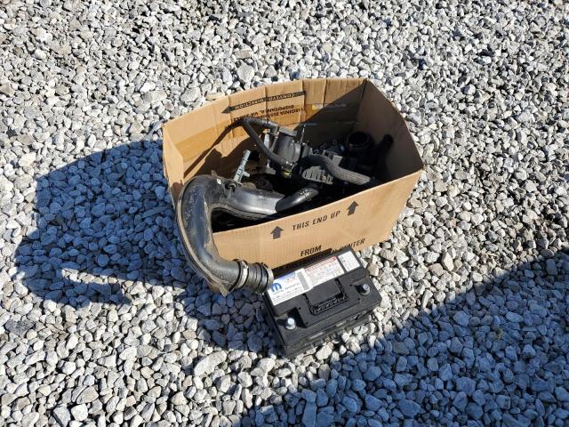 Photo 12 from auction – 2018 FORD ESCAPE SE with VIN 1FMCU9GD3JUB75864