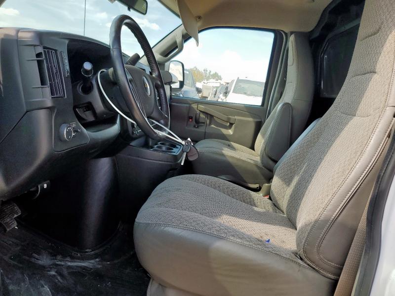 Photo 7 from auction – 2023 CHEVROLET EXPRESS G2 with VIN 1GCWGAFP2P1170820