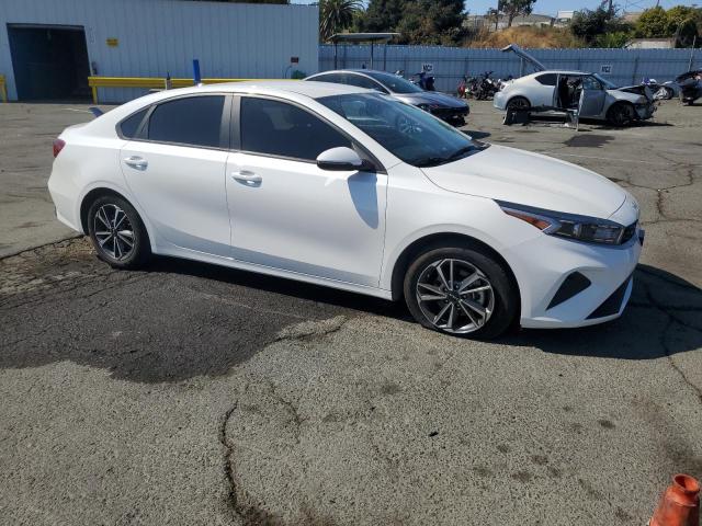 Photo 4 from auction – 2022 KIA FORTE FE with VIN 3KPF24ADXNE493763