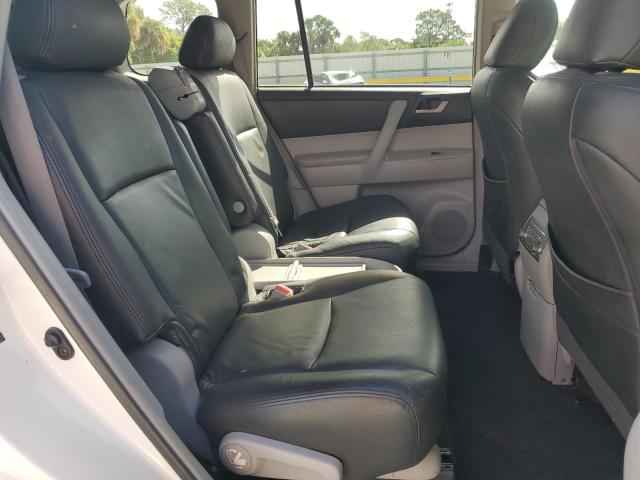 Photo 11 from auction – 2011 TOYOTA HIGHLANDER with VIN 5TDZA3EH5BS009751