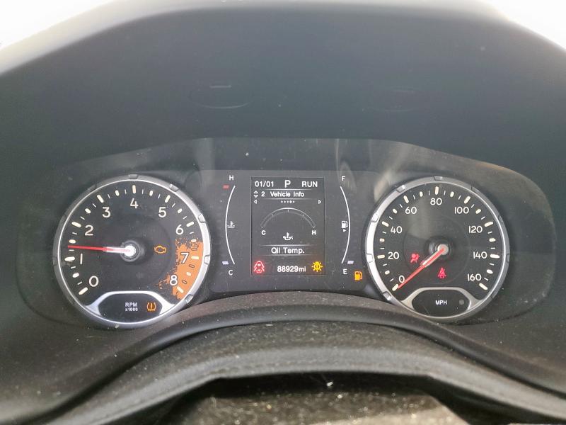 Photo 9 from auction – 2018 JEEP RENEGADE L with VIN ZACCJABB5JPJ44926