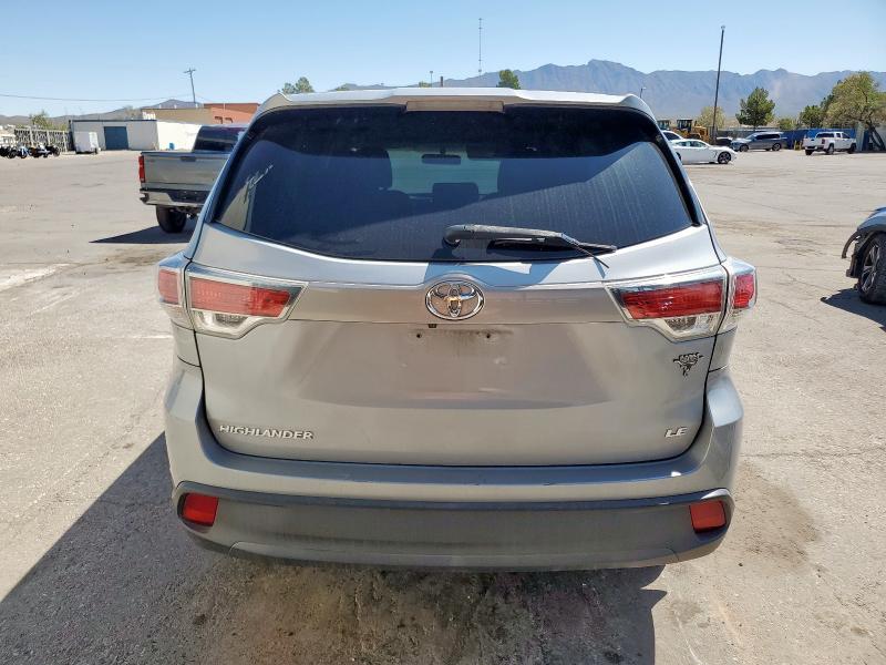 Photo 6 from auction – 2015 TOYOTA HIGHLANDER with VIN 5TDZKRFH6FS119339
