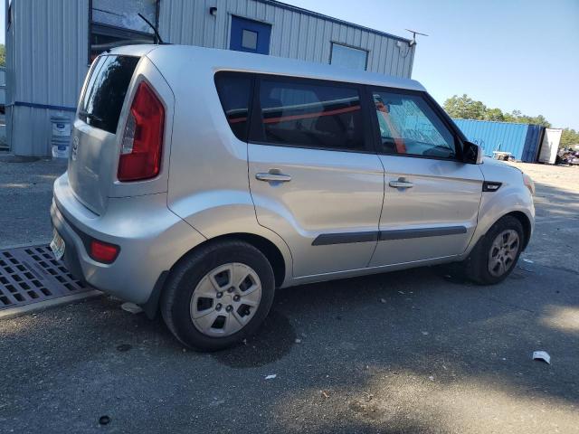 Photo 3 from auction – 2013 KIA SOUL with VIN KNDJT2A57D7583309