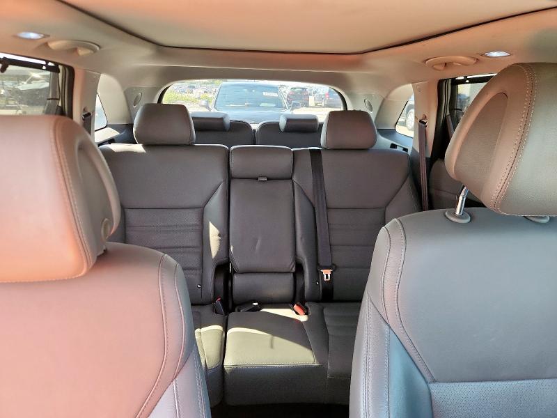 Photo 10 from auction – 2016 KIA SORENTO EX with VIN 5XYPH4A52GG135235