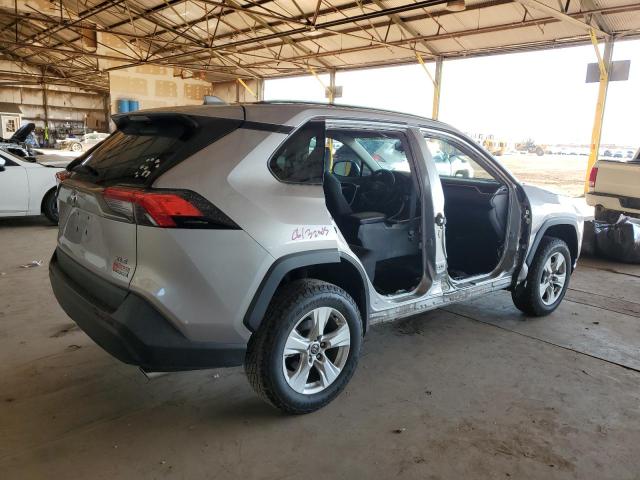Photo 3 from auction – 2021 TOYOTA RAV4 XLE with VIN 2T3W1RFVXMC141904