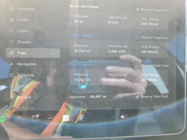 Photo 9 from auction – 2022 TESLA MODEL 3 with VIN 5YJ3E1EBXNF190428