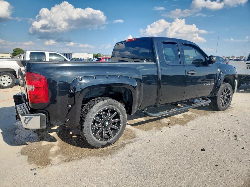 Photo 3 from auction – 2013 CHEVROLET SILVERADO with VIN 1GCRCREA3DZ395992