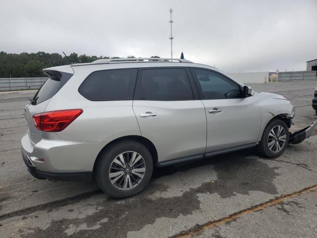 Photo 3 from auction – 2017 NISSAN PATHFINDER with VIN 5N1DR2MM1HC616635