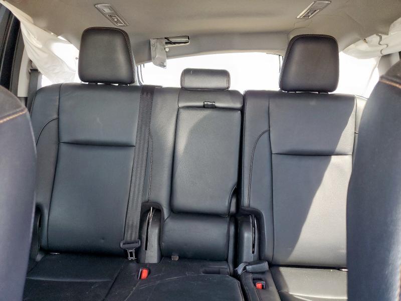 Photo 10 from auction – 2017 TOYOTA HIGHLANDER with VIN 5TDKZRFH8HS511061