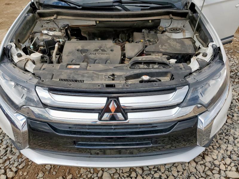 Photo 12 from auction – 2017 MITSUBISHI OUTLANDER with VIN JA4AZ3A37HZ059679