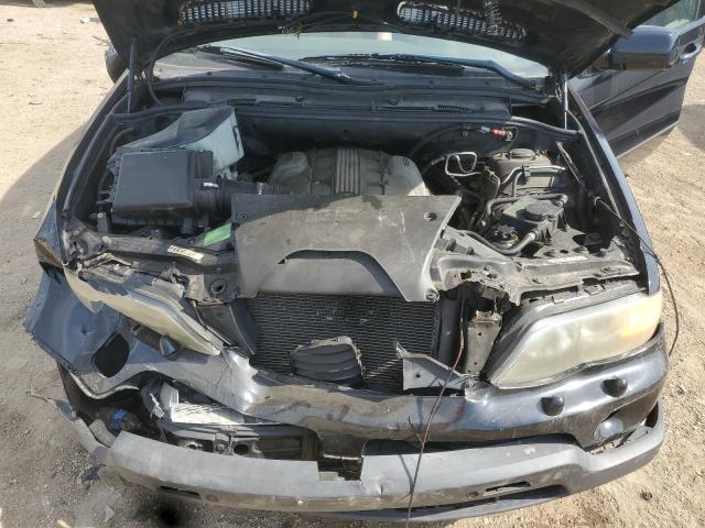 Photo 11 from auction – 2004 BMW X5 4.4I with VIN 5UXFB53574LV05691