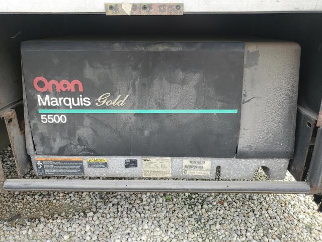 Photo 9 from auction – 2002 WORKHORSE CUSTOM CHASSIS W22 with VIN 5B4MP67G123355172