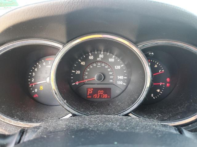 Photo 9 from auction – 2011 KIA SORENTO EX with VIN 5XYKU3A12BG177121