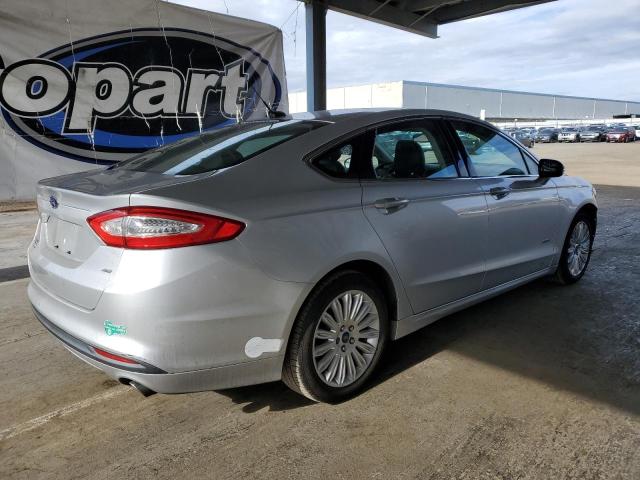 Photo 3 from auction – 2013 FORD FUSION SE PHEV with VIN 3FA6P0PU1DR332426